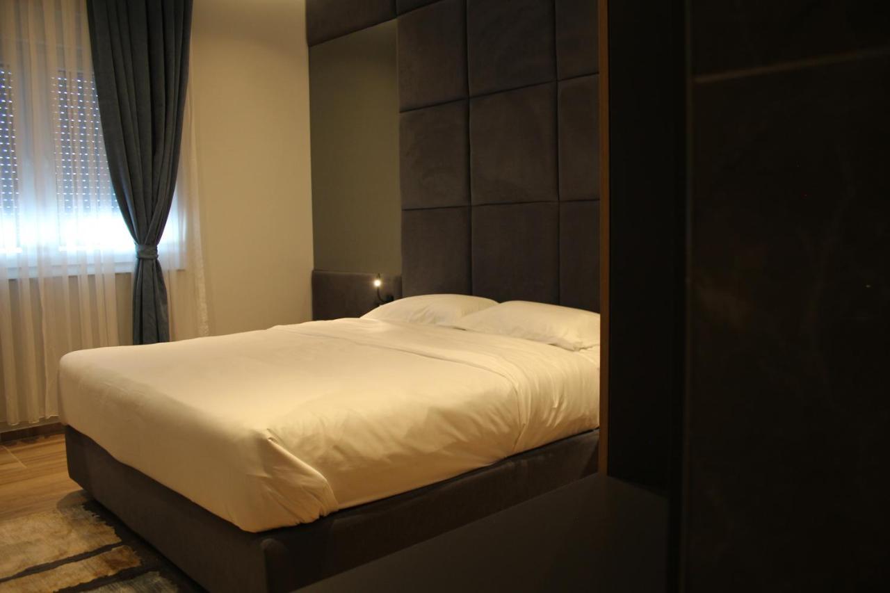 Hotel-Vh Preshevë エクステリア 写真