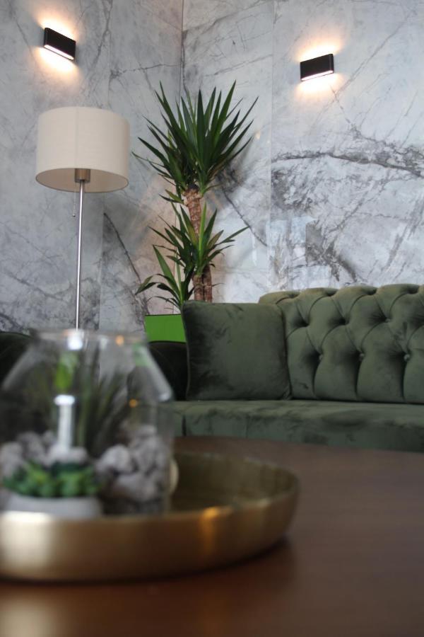 Hotel-Vh Preshevë エクステリア 写真