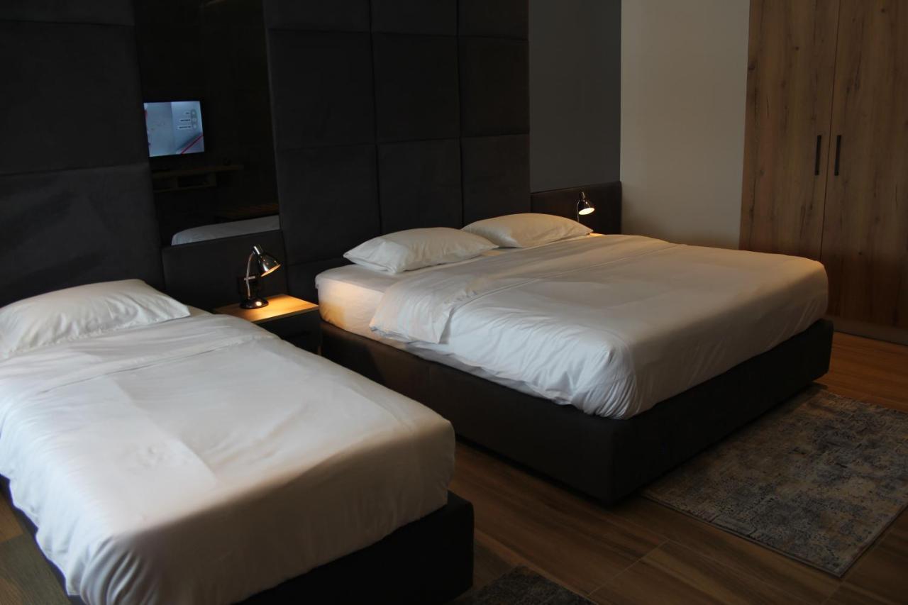 Hotel-Vh Preshevë エクステリア 写真