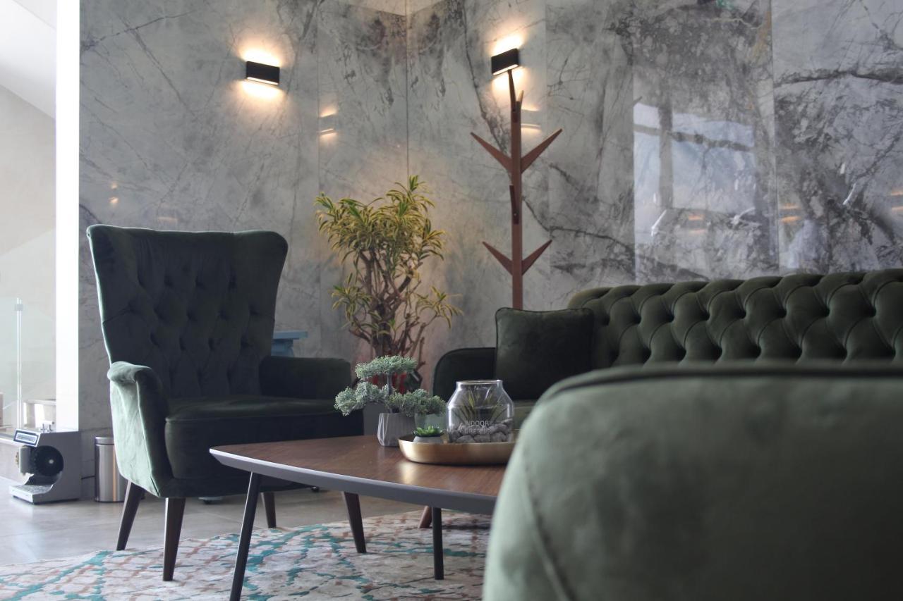 Hotel-Vh Preshevë エクステリア 写真